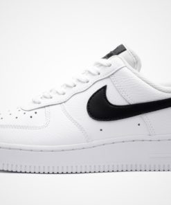 WMNS Air Force 1 07 (weiß / schwarz) Sneaker