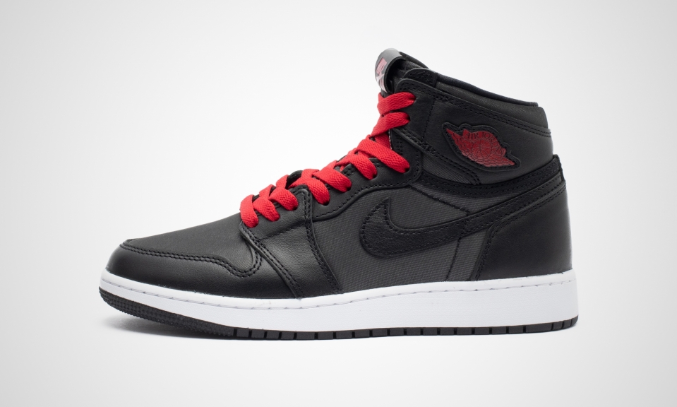 air jordan 1 retro high og black satin