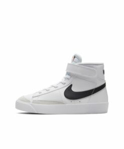 Nike Blazer Mid '77 Schuh für jüngere Kinder - Weiß