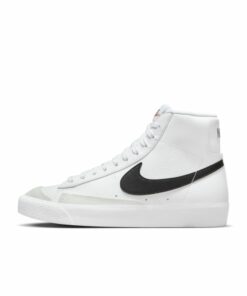 Nike Blazer Mid '77 Schuh für ältere Kinder - Weiß