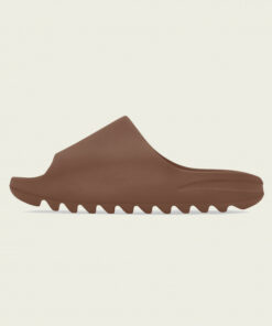 Yeezy Slide "Flax" Sneaker