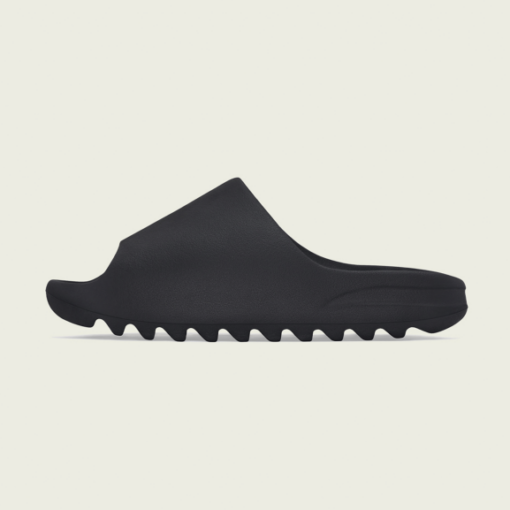 Yeezy Slide "Onyx" Sneaker