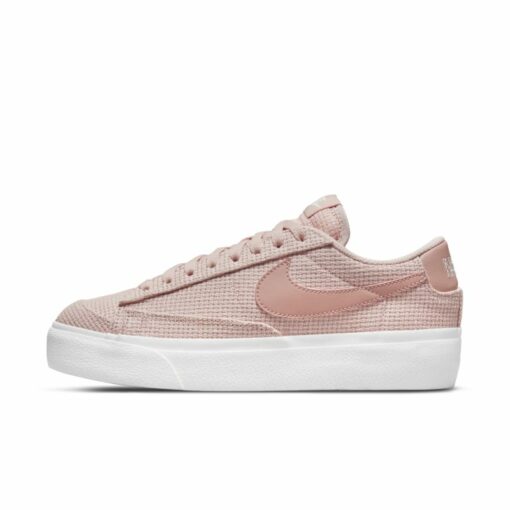 Nike Blazer Low Platform Damenschuh - Pink