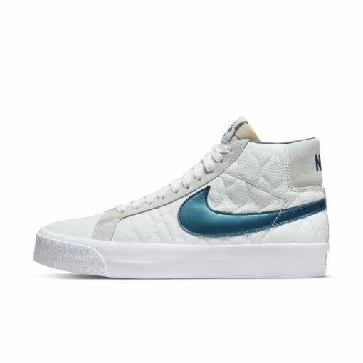 Nike SB Zoom Blazer Mid EK Skateboardschuh - Weiß