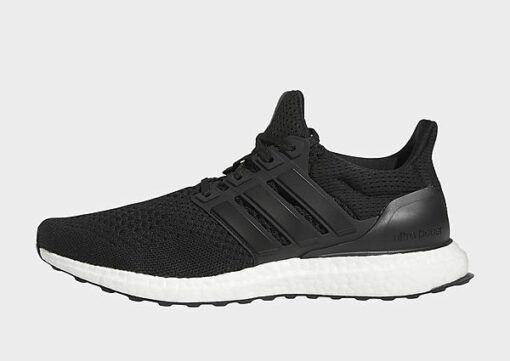 adidas Ultraboost 1.0 Laufschuh, Core Black / Core Black / Beam Green