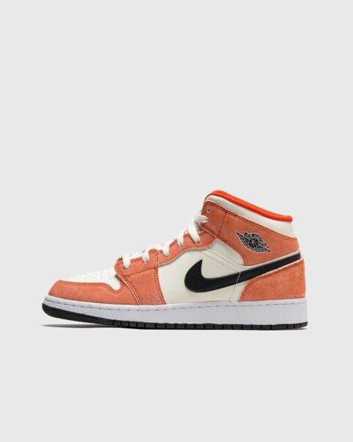 Jordan Air Jordan 1 Mid SE (GS) women Sneakers|High-& Midtop Orange|White in Größe:37,5