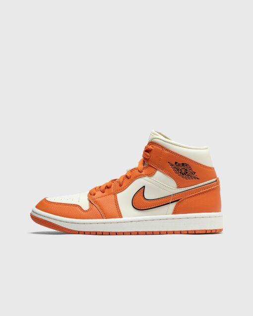 Jordan WMNS Air Jordan 1 Mid SE men High-& Midtop Orange|White in Größe:42,5