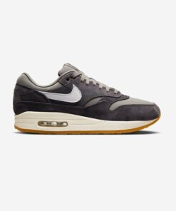 Nike Air Max 1 Premium