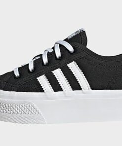 adidas Originals Nizza Platform Schuh, Core Black / Cloud White / Core Black