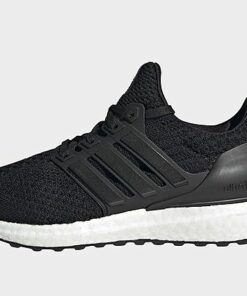 adidas Ultraboost DNA 5.0 Laufschuh, Core Black / Core Black / Beam Green