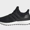 adidas Ultraboost DNA 5.0 Laufschuh, Core Black / Core Black / Beam Green
