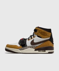 Jordan Air Jordan Legacy 312 men High-& Midtop White in Größe:40,5