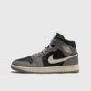 Jordan WMNS Air Jordan 1 Mid 'Cement Grey' men High-& Midtop Grey in Größe:42,5