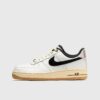 Nike WMNS Air Force 1 '07 LX 'Command Force' women Lowtop White in Größe:37,5