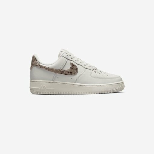 Nike Wmns Air Force 1 '07